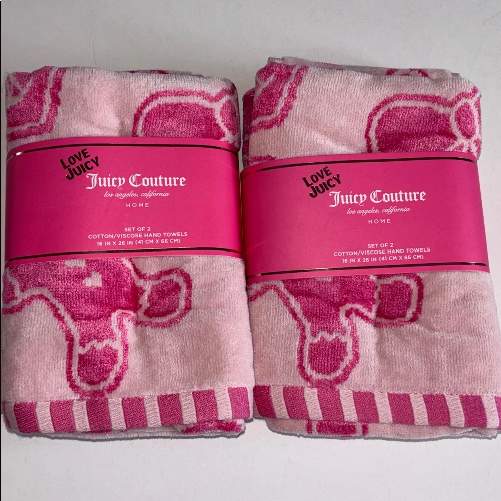 Juicy Couture Pink GINGERBREAD AND BOWS Hand Towels NWT SET OF TWO PINK GINGEY